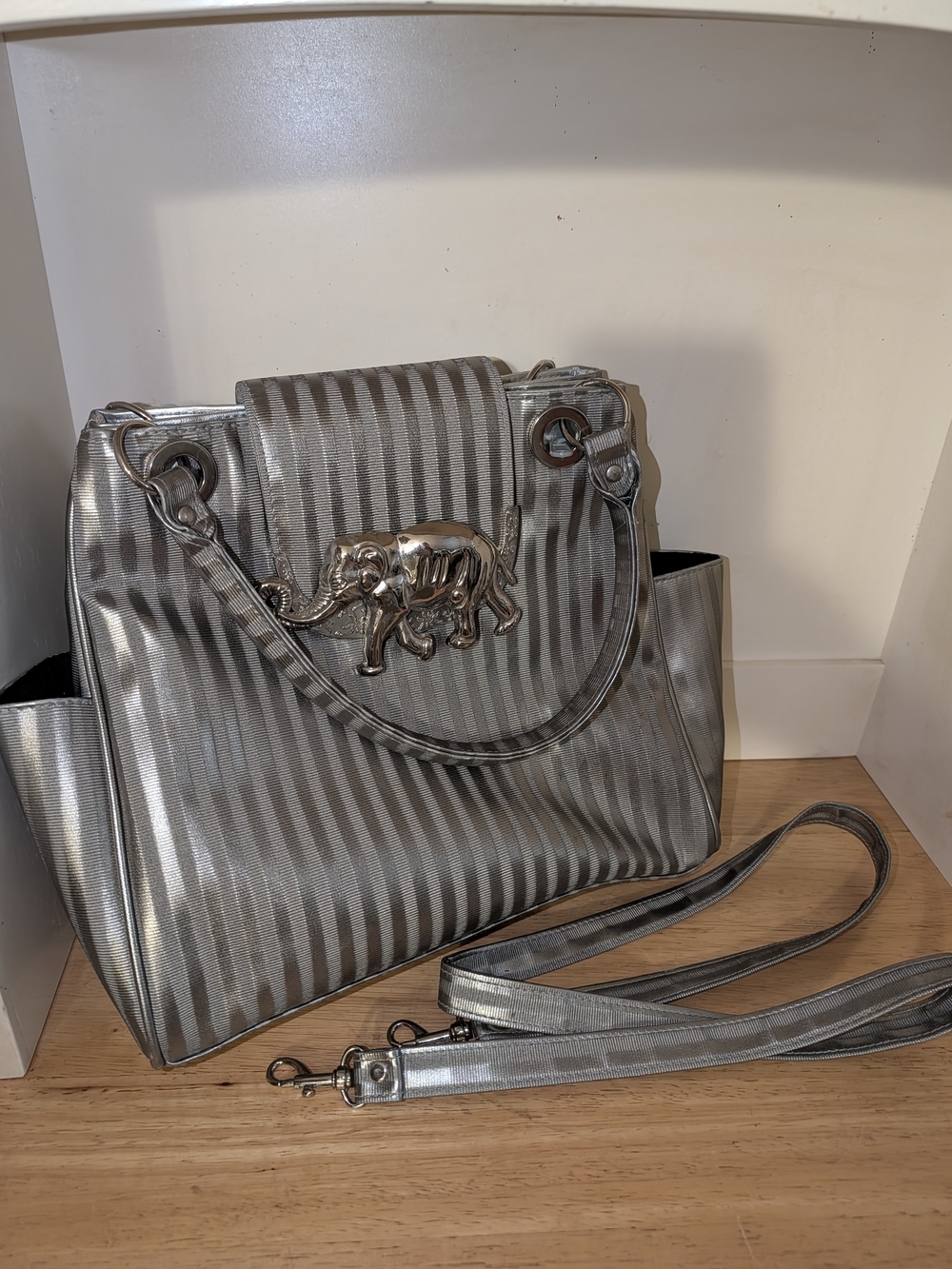 Vintage TangoBag Silver Metallic Elephant Handbag Shoulder Bag Y2K